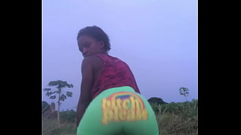 Crazybitch couldn’t keep calm after hitting half a million views she decided to twerk for her viewers to enjoy more