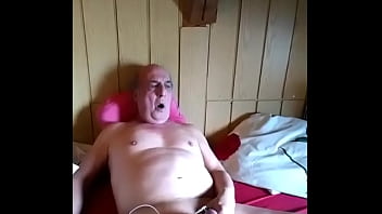 Norbertww hochsitz vibrator u electro feb 12 2025