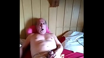 Norbertww hochsitz vibrator u electro feb 12 2025