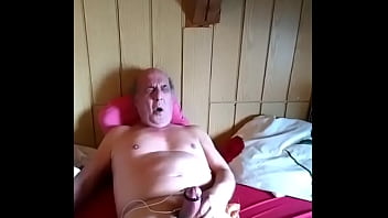 Norbertww hochsitz vibrator u electro feb 12 2025