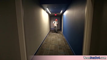 Petite gamer chick fetish fuck with bf