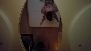 Cavalgando de costas