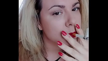 Hé toi oui toi je te vois toi qui me mates sans t'abonner c'est