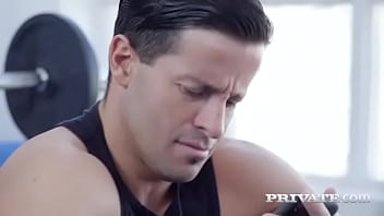 Ginebra bellucci anal training