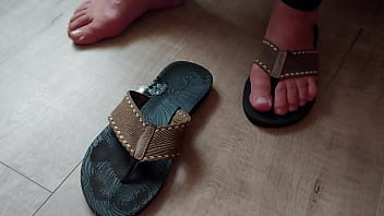 Flip Flop And Spit thumbnail