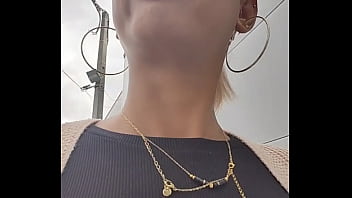 Story public baise dans un sex shop