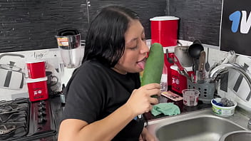 Nos mamamos los coños y nos exitamos Nos mamamos los coños y nos exitamos