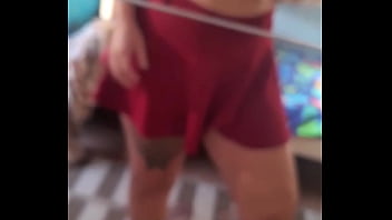 Prefere lisinha peludona ou peludinha