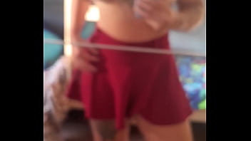 Prefere lisinha peludona ou peludinha