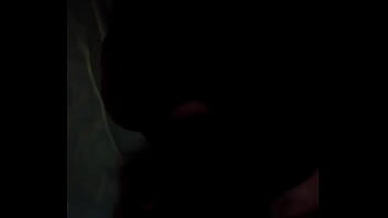 Esta puta gime como diosa