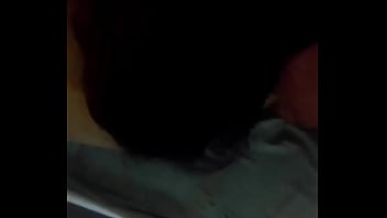 Esta puta gime como diosa