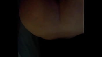 Esta puta gime como diosa