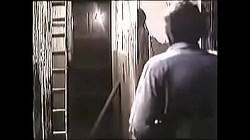 Quien es ella who is she milf in red disco pants