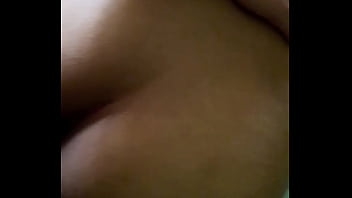 Por atrás a mi novia