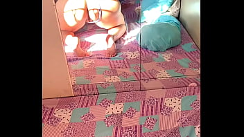 Comeu a namorada do amigo e gravou tudo