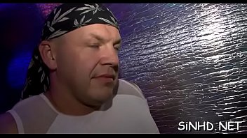 Lucky dudes receive wet gratifying from horny darlings