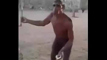 Bolsonaro safada toma macetada