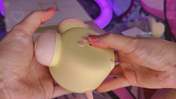 Two vibrators destroy her pussy