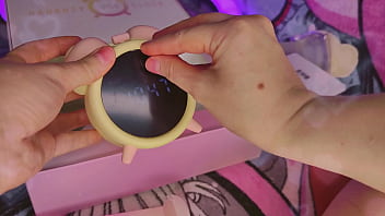 Two vibrators destroy her pussy