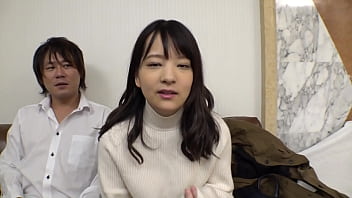 大人気アイドルグループのメンバーと密会 1