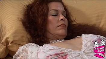 Girls having fun 0440