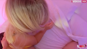 The stepson pulled the thong off the stepmother's big ass and inserted the dick into the wet pussy after sucking