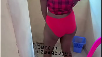 Il adore mon gros culs