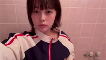 【下着紹介】裸エプロン姿で乳首やまんこがみえないように下着を取っていつも履いてる下着紹介します。