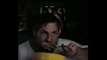 Yummy food watching videos