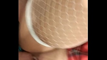 Mi hermanastro me lo mete por el culo mientras uso mi vibrador