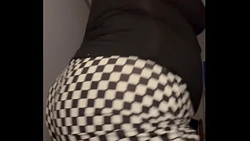 Shaking my ass bubba sparxxx