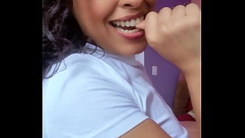 Hot brazilian brunette with natural breasts asking you to cum for her espuletinha