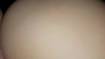 Que delicioso me chupan el culo y me lo abro para que me entre más verga