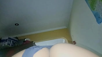 Que delicioso me chupan el culo y me lo abro para que me entre más verga