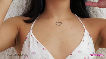 Stunning cheerleader student shows her figure