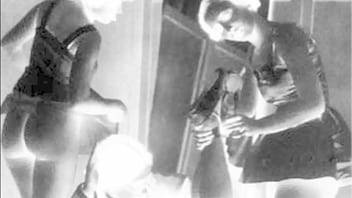 Retro erotic drawings