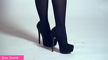 Jeny smith and nashidni in a hot video