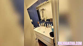 My roommate seduced me after asking to use my shower