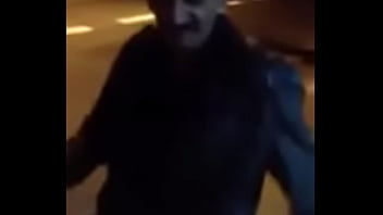 Velho chupando pinto de novinho ' '