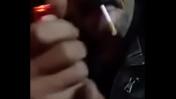 Velho chupando pinto de novinho ' '