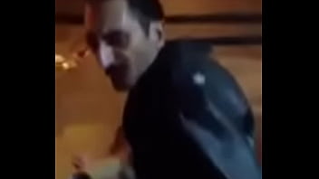 Velho chupando pinto de novinho ' '