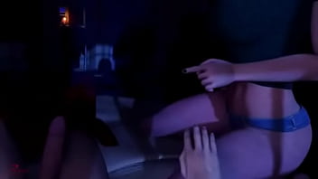 Tia tesuda demais não resistiu