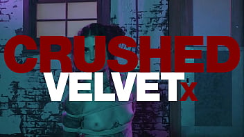 Sex servant in bondage