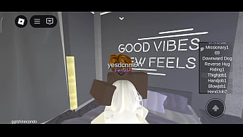 Tocino le da lección a chica anime