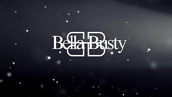 Bella big tities blond sexy girl ride on big dick 24 cm