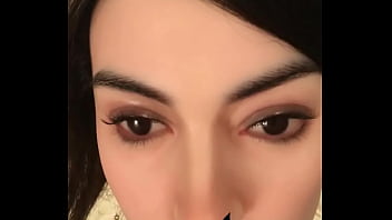 Automatic woman full shapely lips almost entered the perception of attractiveness