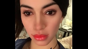 Automatic woman full shapely lips almost entered the perception of attractiveness