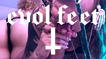 Start the day with sucking my toes