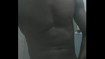 Batendo uma antes de ir trabalhar