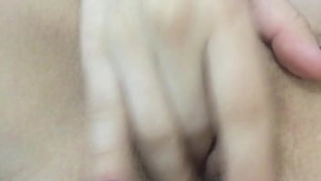 Novinha se lambuzando